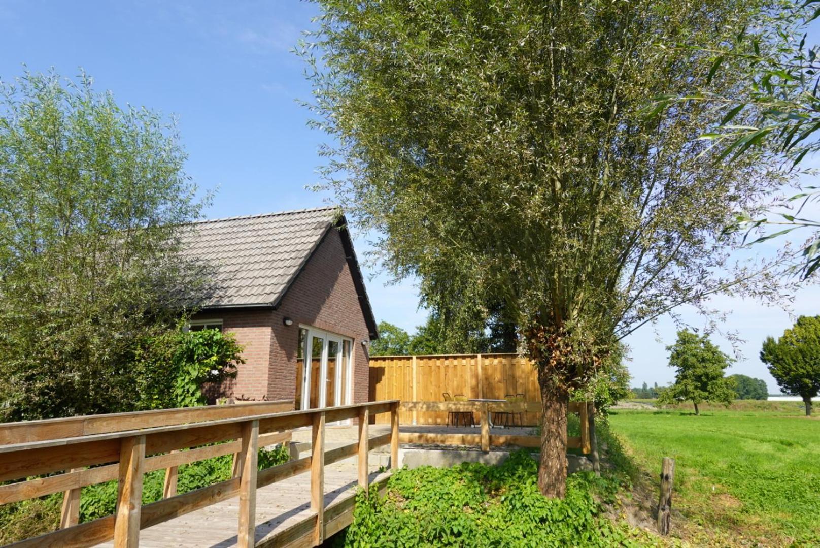 De Knotwilg Villa Loon op Zand Exteriör bild