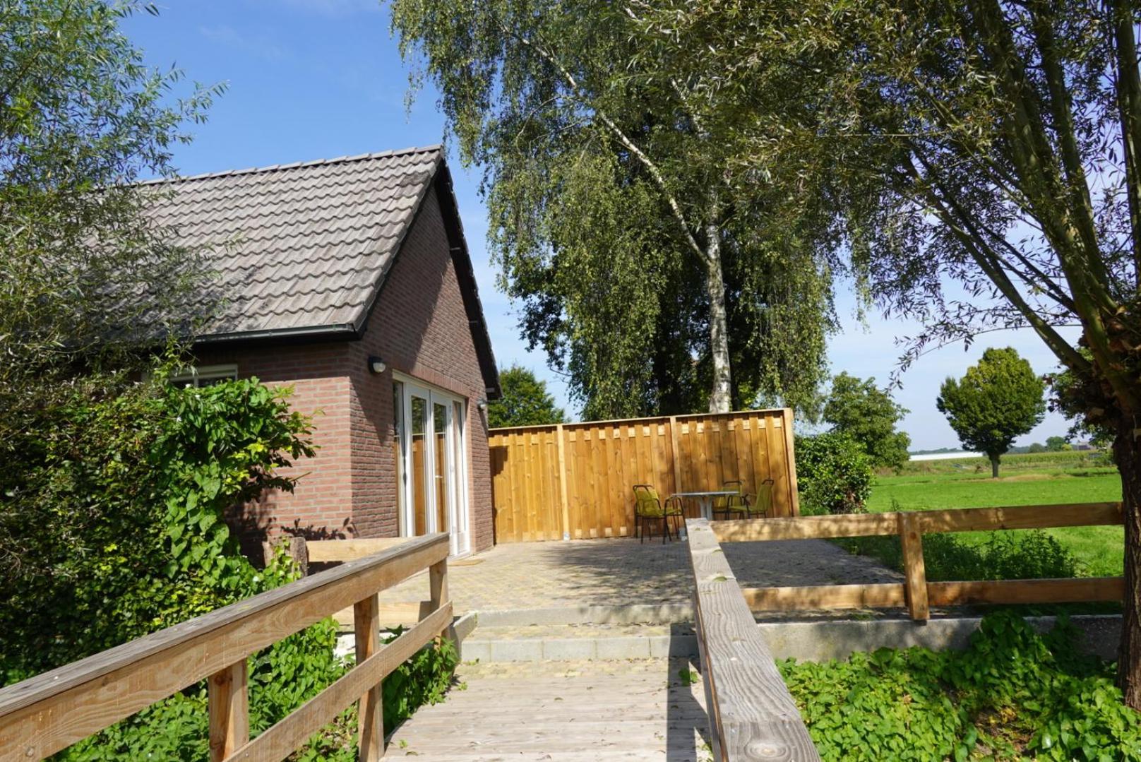 De Knotwilg Villa Loon op Zand Exteriör bild
