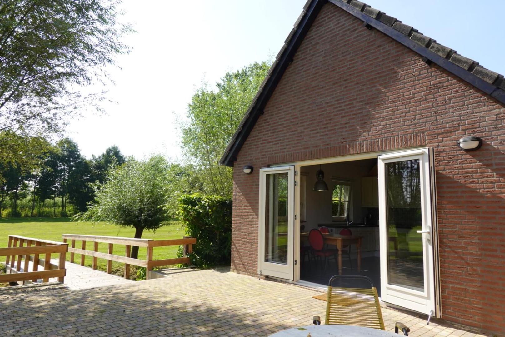 De Knotwilg Villa Loon op Zand Exteriör bild